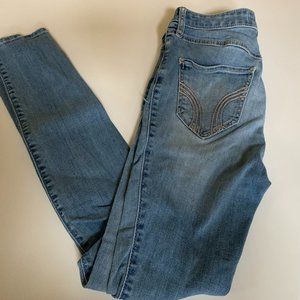 HOLLISTER ULTRA HIGH RISE SUPER SKINNY JEANS